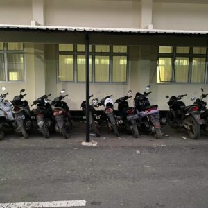 Bubarkan Arena Judi Ayam, Sat Reskrim Polres Sumbawa Barat Amankan Sejumlah Kendaraan Bermotor