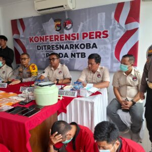 Selama Oktober 2024, Ditresnarkoba Polda NTB Ungkap 11 Kasus dan Amankan 12 Tersangka