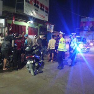 Gabungan Sat Samapta, Sat Lantas, dan Polsek Taliwang Polres Sumbawa Barat Gelar Patroli Amankan Kota