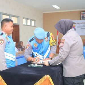 Polres Sumbawa Barat Lakukan Penandatanganan Pakta Integritas Penerimaan Anggota Polri