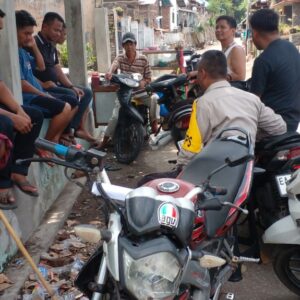 Bhabinkamtibmas Kelurahan Nungga Laksanakan Cooling System Pasca Pemungutan dan Penghitungan Suara