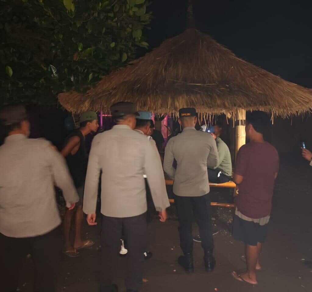 Antisipasi Gangguan Kamtibmas, Polsek Kuripan Gelar KRYD di Tempat Hiburan Malam