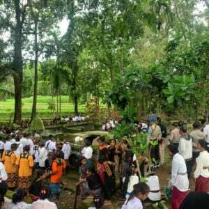 Nyelamat Gumi: Warisan Budaya Umat Budha yang Tetap Lestari di Lombok Barat