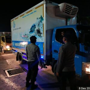 Patroli Intensif Polsek Lembar, Ciptakan Keamanan di Pelabuhan Laut