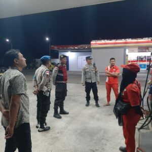 Polsek Sekotong Laksanakan KRYD, Jamin Keamanan Masyarakat di Malam Hari
