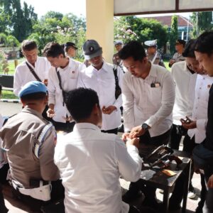 Propam Polres Bima Kota Periksa Senpi dan Amunisi untuk Pastikan Penggunaan Tepat dan Terukur