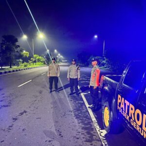 Malam di Bypass BIL Aman Terkendali: Patroli Rutin Polsek Gerung