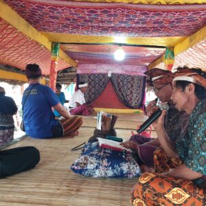 Kapolsek Bayan Sambangi Warga dalam Ritual Adat Tampah Wirang di Lombok Utara