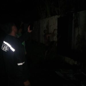 Sebuah vila di Gili Trawangan Terbakar