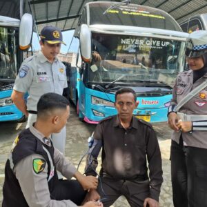 Satlantas Polres Bima Kota Gelar Cek Kesehatan Gratis bagi Sopir AKAP
