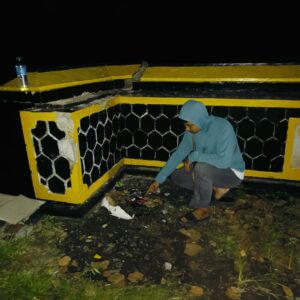 Salah Perhitungan Saat Nyalip, Kedua Sepeda Motor Saling Senggol