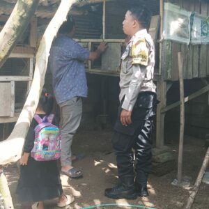 Ketahanan Pangan Dimulai dari Pekarangan: Inisiatif Bhabinkamtibmas Batulayar