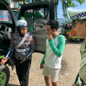 Sat Lantas Polres Bima Kota Imbau Sopir Travel untuk Mengutamakan Keselamatan Berkendara di Bulan Ramadhan