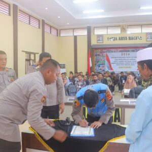 Polres Lombok Utara Gelar Penandatanganan Pakta Integritas Penerimaan Polri