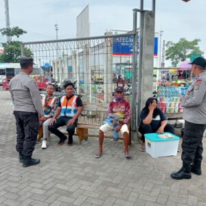 Polsek Kawasan Pelabuhan Laut Bima Gelar Cooling System di Areal Dermaga Pelabuhan Laut Bima