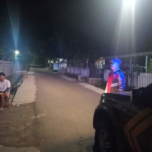 Polsek Kayangan Cegah Potensi Gangguan Lewat Patroli Subuh