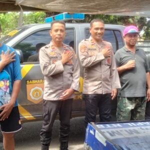 Kapolsek Asakota Laksanakan Jum’at Curhat di Lingkungan Lewi Jambu, Kelurahan Ule