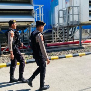 Unit Pamobvit Sat Samapta Polres Bima Kota Laksanakan Pengamanan di PT. PLN (Persero) UPP Nusa Tenggara 1 PLTU Bima