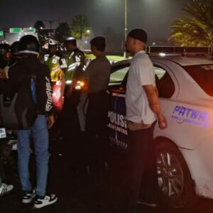 Malam Kondusif Lombok Barat Berkat Patroli Operasi Ketupat Rinjani 2025