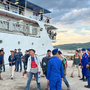Pos Terpadu Ops Ketupat Rinjani 2025 di Pelabuhan Bima Laksanakan Pengamanan KM Wilis