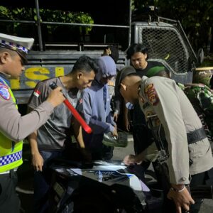Patroli Cipkon Gabungan Polres Bima Kota Ciptakan Rasa Aman di Tengah Masyarakat