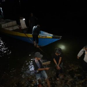 Polsek Langgudu Evakuasi Terduga Pelaku Pencurian di Pulau Seberang, Diamankan Bersama Barang Bukti Emas
