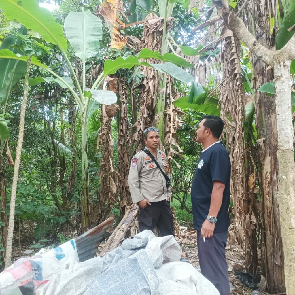 Polsek Batulayar Dorong Warga Sandik Manfaatkan Lahan Kosong untuk Ketahanan Pangan