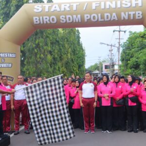 Ketua Bhayangkari Cabang Lombok Utara Hadiri Santai Sambut HUT Ke-45 YKB
