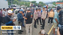 Aksi Demonstrasi KP4S di KSB, Kapolres Sumbawa Turun Langsung Urai Kemacetan