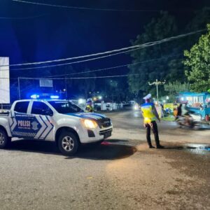Sat Lantas Polres Bima Kota Gelar Blue Light Patrol dan Pengaturan Lalu Lintas di Malam Hari