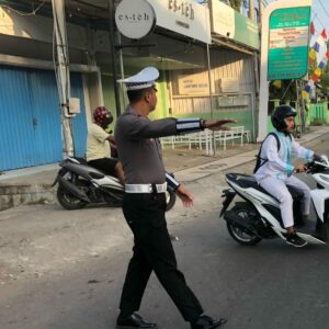 Personel Satlantas Polres Bima Kota Laksanakan Rawan Pagi, Ciptakan Rasa Aman dan Kelancaran Lalu Lintas
