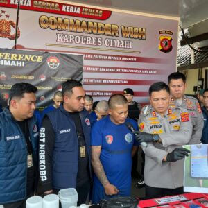 POLISI BERHASIL TANGKAP ANGGOTA GRIB JAYA yang EDARKAN NARKOTIKA JENIS SABU di BANDUNG BARAT