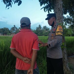 Bhabinkamtibmas Kuripan Ajak Warga Manfaatkan Lahan Kosong