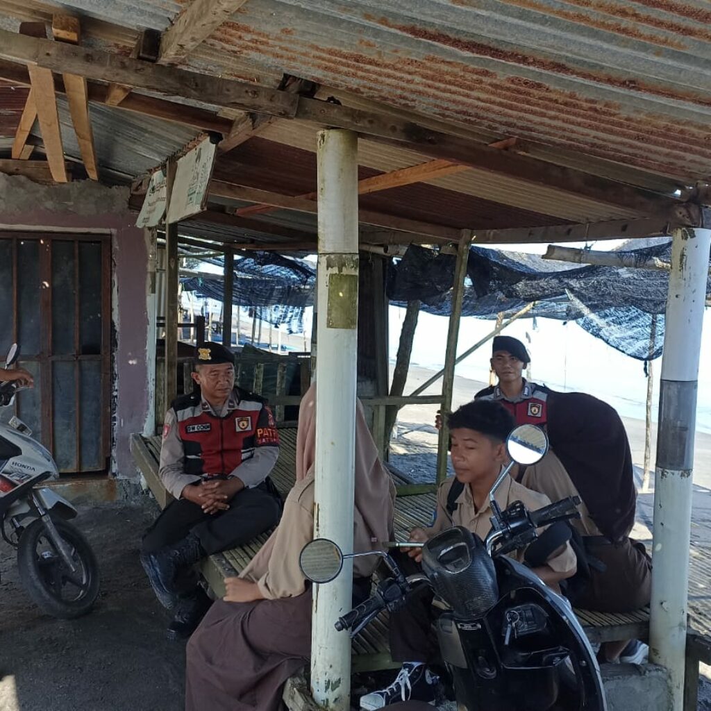Cegah Tawuran dan Narkoba, Polisi Sambangi Pelajar di Kuranji Dalang