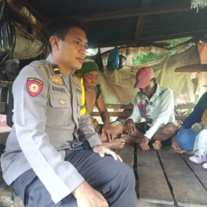 Bhabinkamtibmas Kandai 1 Pererat Silaturahmi, Ajak Warga Jaga Keamanan Lingkungan