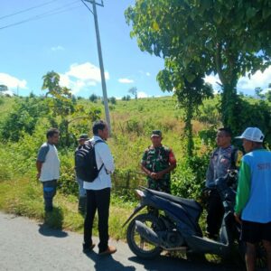 Atasi Krisis Air dan Potensi Konflik, Bhabinkamtibmas Desa Woko Edukasi Warga Petani Tembakau
