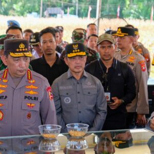 Jelang Panen Raya Jagung, Kapolri Turun Langsung Cek Lokasi ke Kalbar