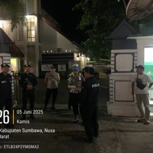 Polres Sumbawa Amankan Pawai Takbiran Idul Adha di Kantor Camat Sumbawa