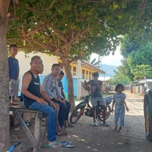 Apresiasi Positif Atas Kinerja Bhabinkamtibmas Polsek Soromandi Mengalir dari Masyarakat Desa Sai