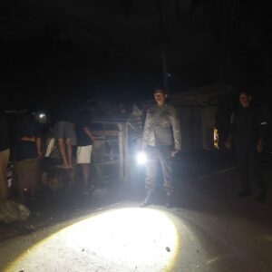 “Uot Of Control” Rem Blong Mobil Trek Bermuatan Jagung Menabrak Rumah Satu Orang Meninggal Dunia Polsek Monta Bantu Evakuasi Korban