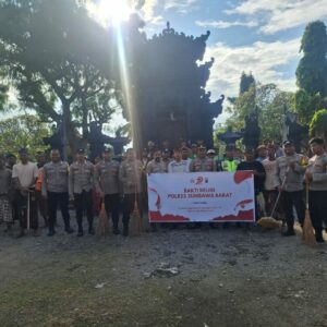 Polres Sumbawa Barat Gelar Bakti Religi di Pura Penataran Peed Sambut Hari Bhayangkara ke-79