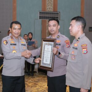 Raih Penghargaan Kapolri, Kasi Keuangan Polres Sumbawa Berhasil Sempurnakan IKPA 2024