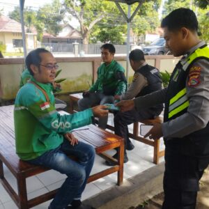  Jelang Hut Bhayangkara Ke-79, Ratusan Ojol Dapat Layanan Kesehatan Gratis dari Polda NTB