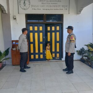 Jamin Rasa Aman Umat Beragama, Polsek Maluk Lakukan Pengamanan Ibadah Rutin Umat Nasrani