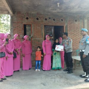 Jelang HUT Bhayangkara ke-79, Polsek Pajo Anjangsana ke Warakawuri: Pererat Silaturahmi dan Tebar Kepedulian