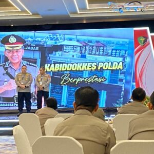 Kabid Dokkes Polda Jabar Raih Penghargaan Bergengsi sebagai Kabiddokkes Berprestasi Terbaik Nasional