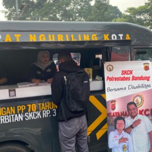 Wakapolda Jabar Sapa Warga di CFD Dago Cikapayang Bandung, Gelar berbagai Yan Gratis ke pengunjung