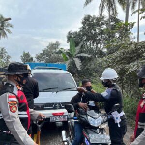 Polri untuk Masyarakat: Polda NTT Imbau Warga Waspada Erupsi Gunung Lewotobi Laki-Laki