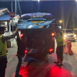 Polsek Kawasan Pelabuhan Poto Tano Gelar KRYD, Antisipasi 3C dan TPPO di Gerbang Pulau Sumbawa