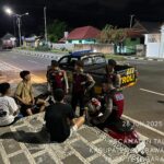 Ciptakan Rasa Aman, Sat Samapta Polres Sumbawa Barat Gelar Patroli Dialogis di Wilayah Kota Taliwang